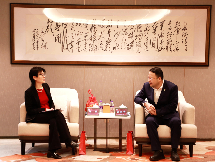 深化银企战略协同，共筑产融合作新高地